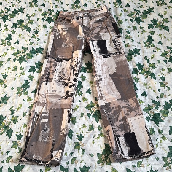 UO ~ BDG Cowboy Jeans in Black Multi - Picture 3 of 10